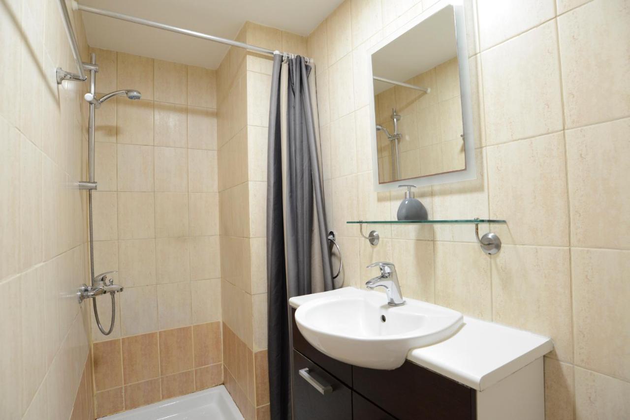Glabur Stays - The Cozy Atelier - Nicosia City, Free Parking & Wifi, Welcomes You!!! Buitenkant foto