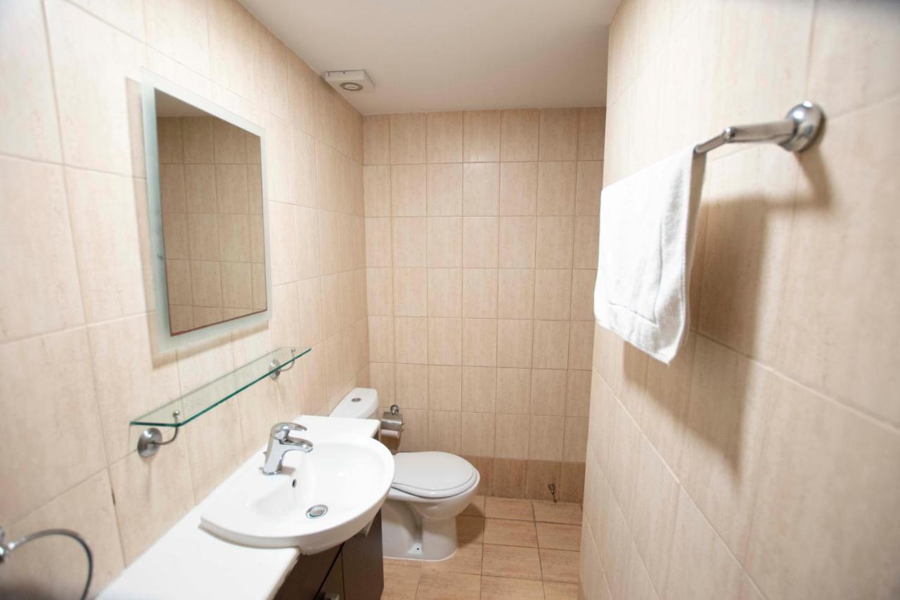 Glabur Stays - The Cozy Atelier - Nicosia City, Free Parking & Wifi, Welcomes You!!! Buitenkant foto