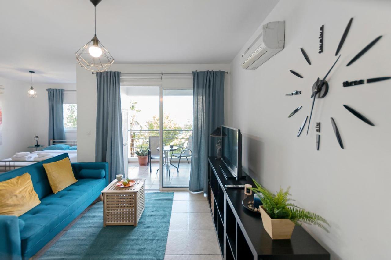 Glabur Stays - The Cozy Atelier - Nicosia City, Free Parking & Wifi, Welcomes You!!! Buitenkant foto